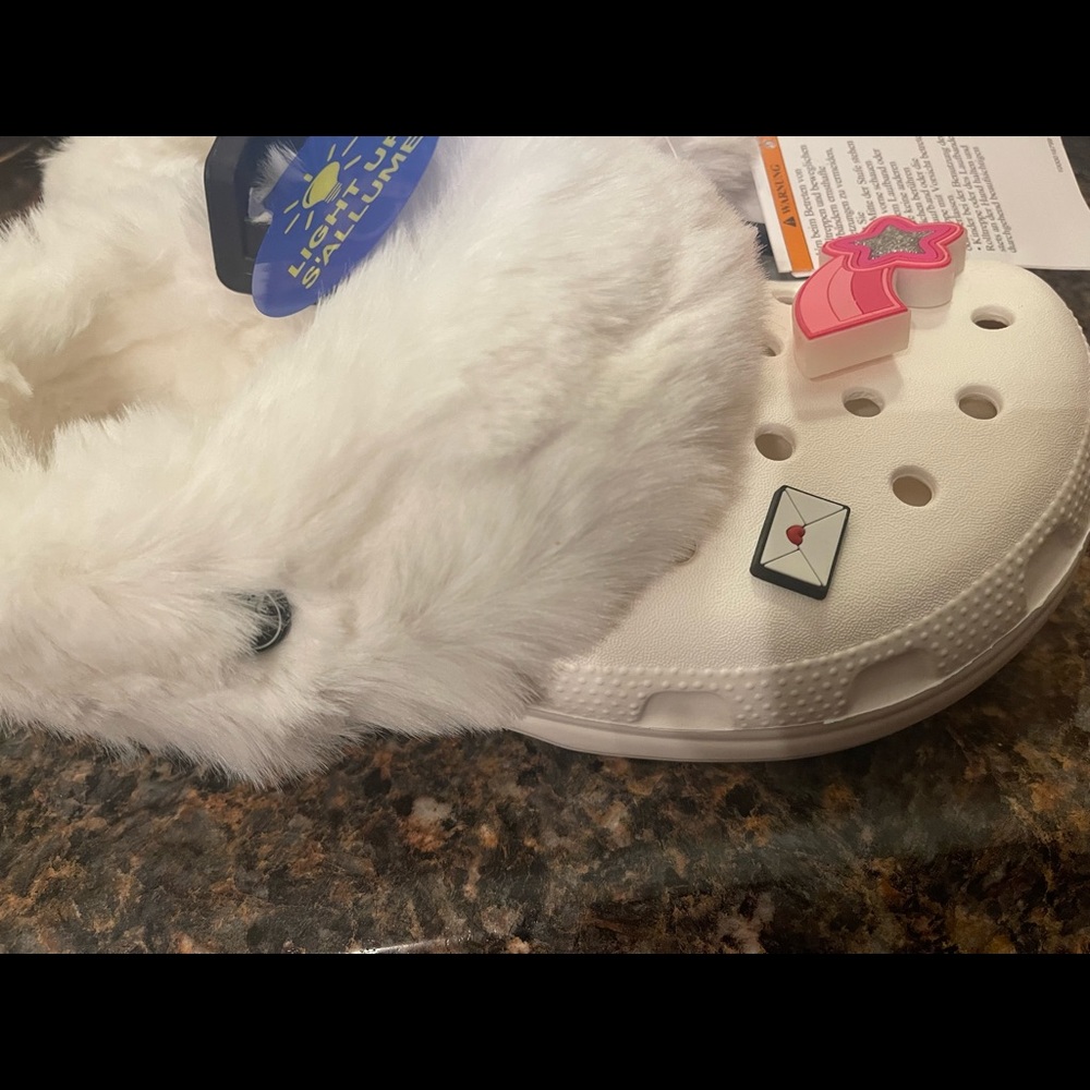 Crocs - Picture 4 of 8